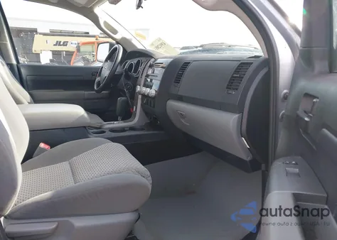 2011 Toyota Tundra Grade 5.7L V8 из США, поврежденный, VIN 5TFDW5F17BX194002